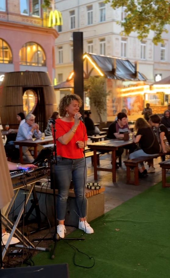 Live-Act Sommermarkt Wiesbaden
